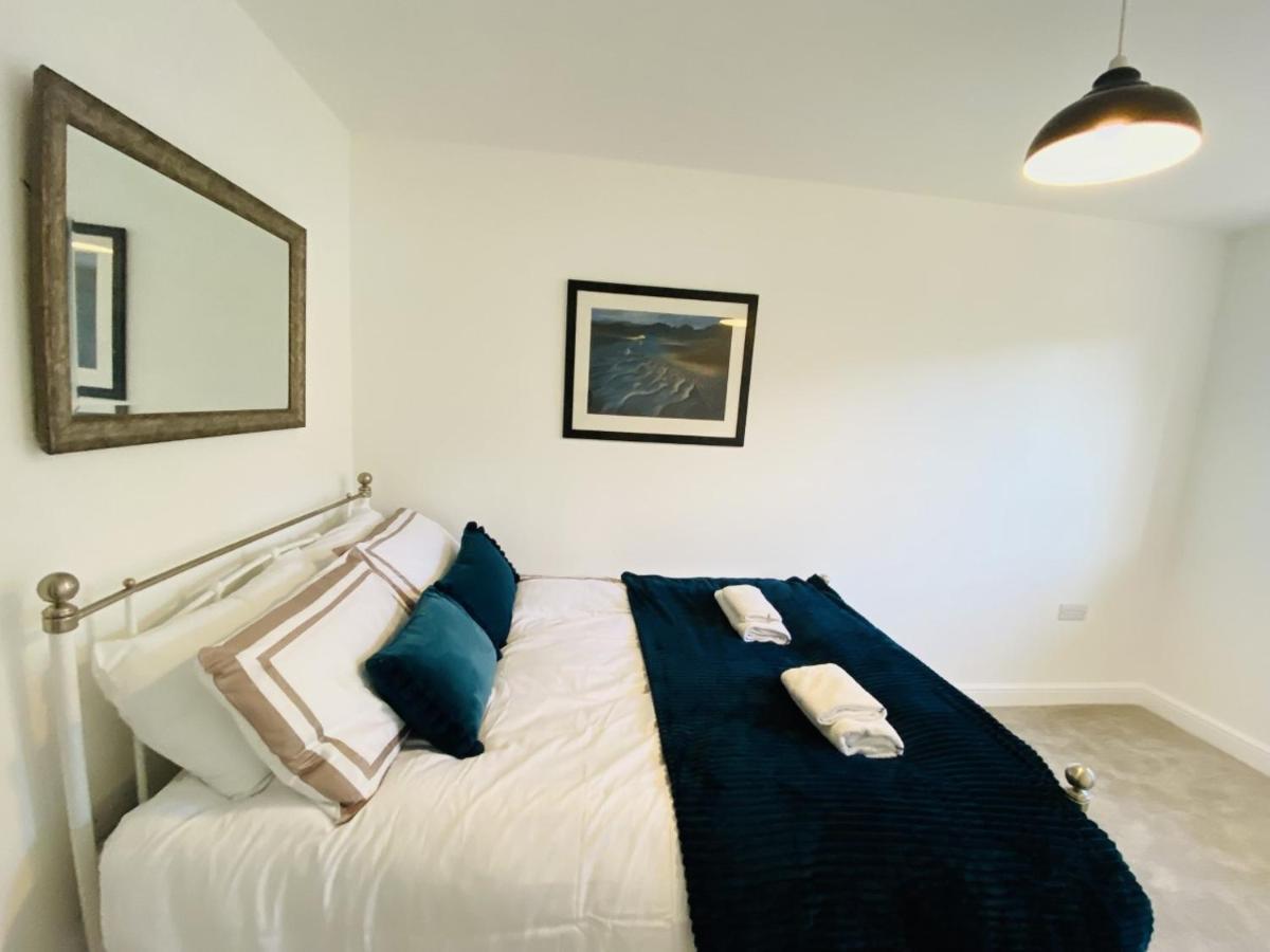 Family In Seaside Town Holiday home