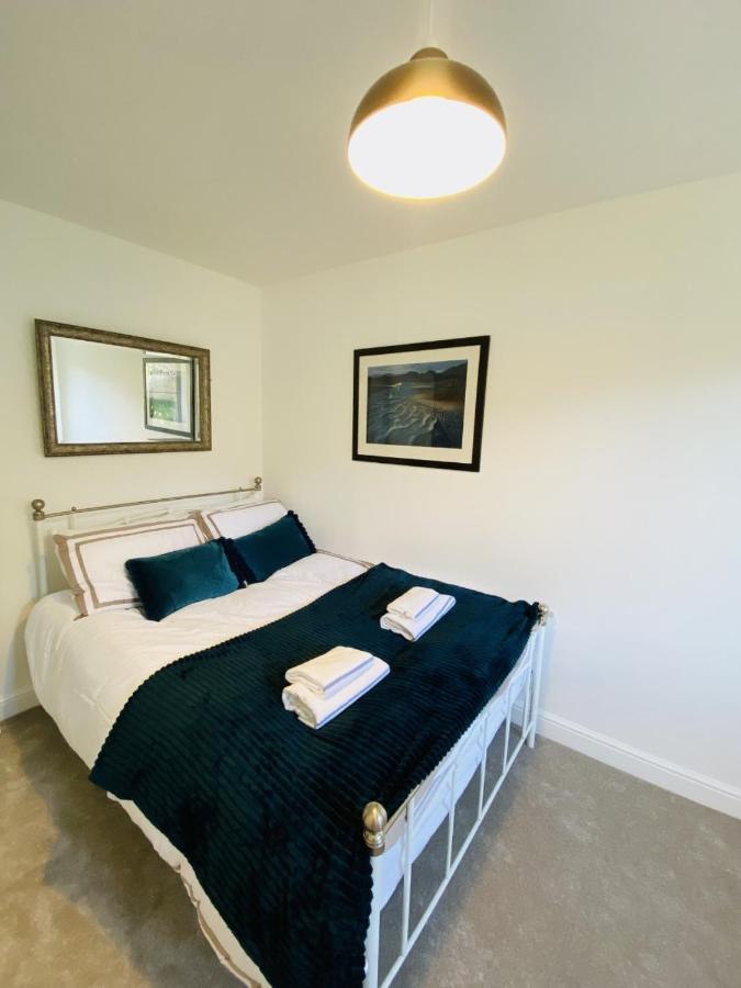 Family In Seaside Town Holiday home
